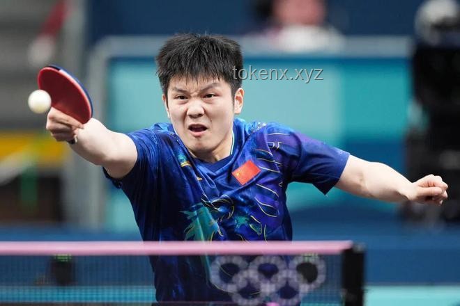 樊振东0-2落后选择更换球衣，大逆转背后的战术与心理策略